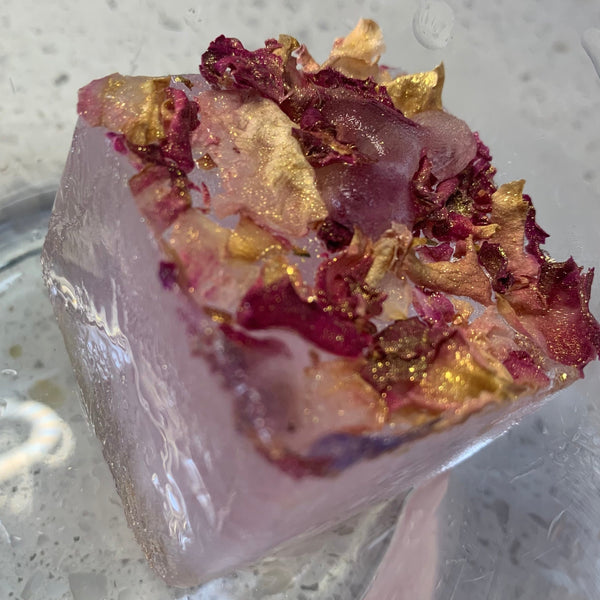 ALCHEMIC SPIRIT “GOLD & ROSES” Edible Petals with Shimmer and Gold Leaf 5gm
