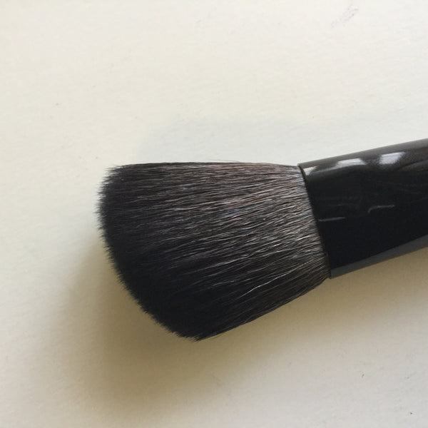 Ben Nye Angle Contour Brush RB-155