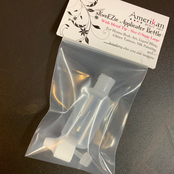 sKweEZie Applicator Bottle with size 0.9mm metal tip BOSTON ROUND 1/2 oz empty bottle, plug and cap