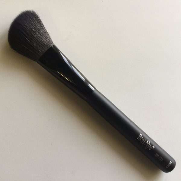 Ben Nye Angle Contour Brush RB-155