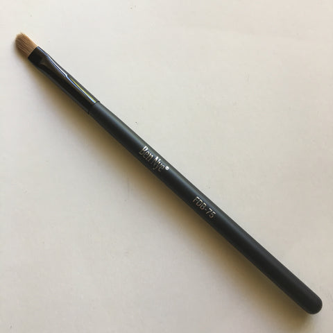 Ben Nye Tapered Lip Brush FDB-75