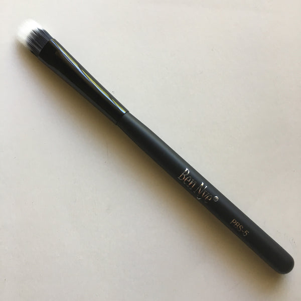 Ben Nye Feather Concealer Brush PBS-5